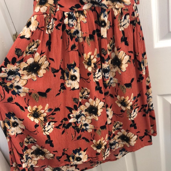 halter dress - Picture 3 of 5